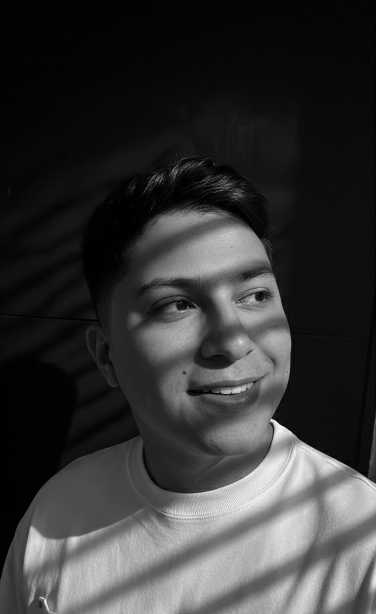 Cristian Zambrano - Ingeniero de Sistemas & Especialista en E-commerce